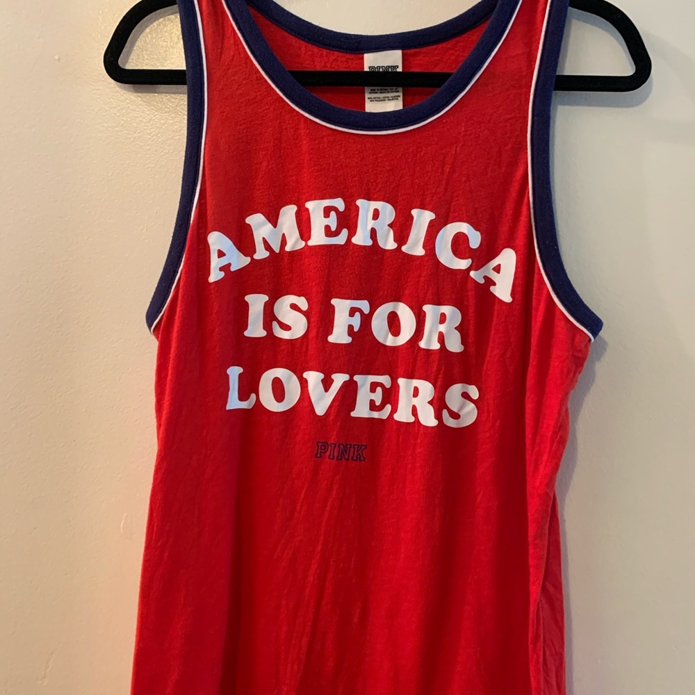 Victoria Secret- pink tank 🇺🇸